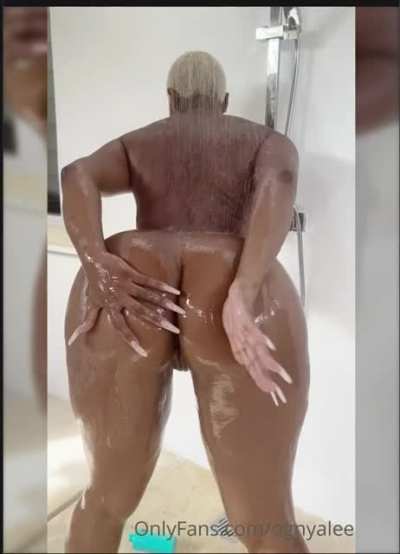 r/Nya<wbr>Lee_F<wbr>anpag<wbr>e Lounge