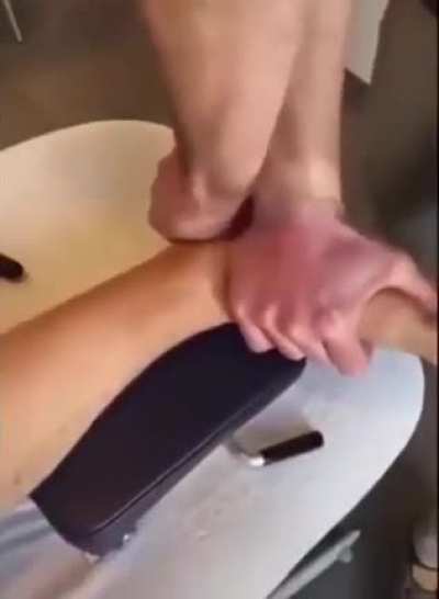 Foot Cracking