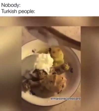 Every food must be yoğurt'ed 🤌