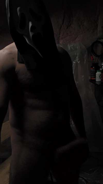 Ghostface needs some traps to goon tonight...