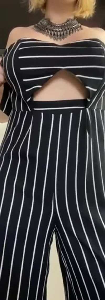 I think this outfit is cute but maybe I still look better without it