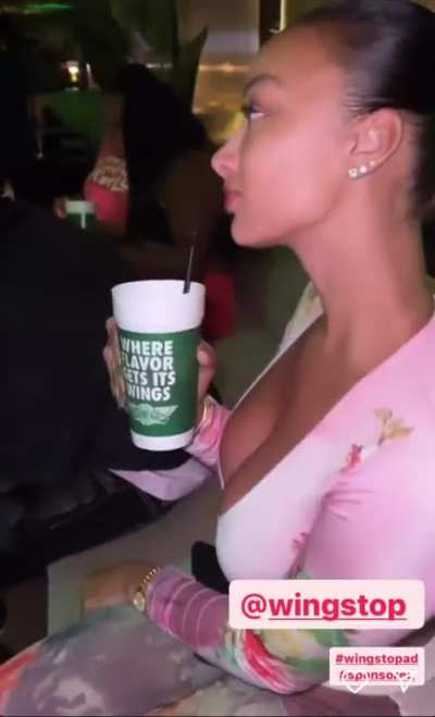 😍