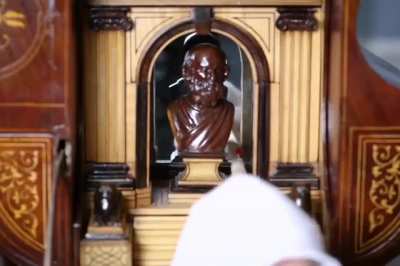 This 1840 desk is next lvl