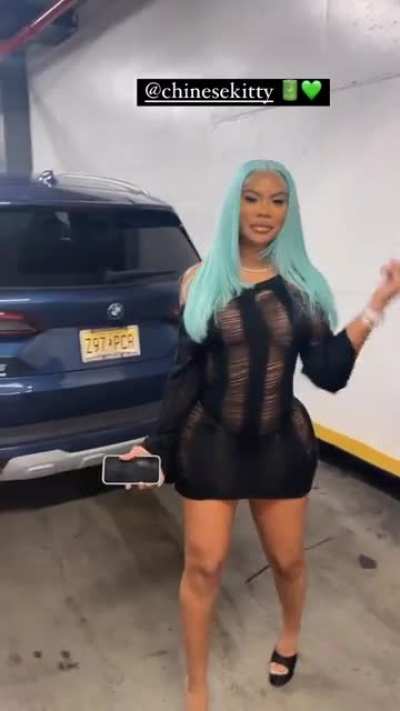 I just know hitting that ass from the back is crazy<wbr>😵‍💫💦💦 I bet she cream quick💯 I know