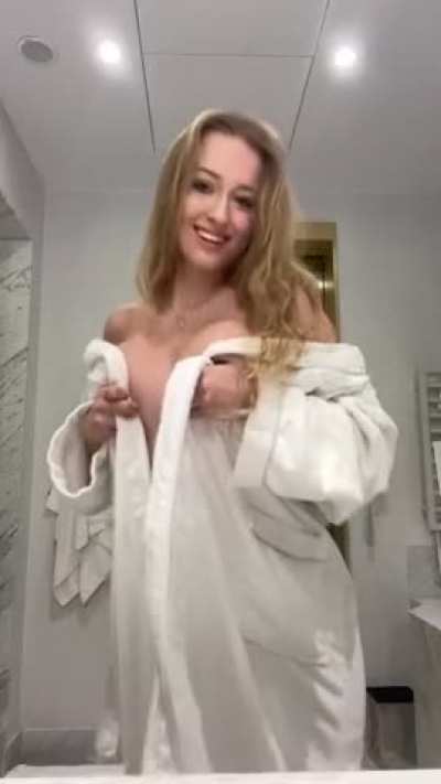 [OC] you need some huge tits and ass in ur face :3