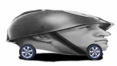 Mussolini turns himself into a convertible.