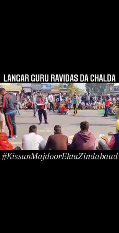 Ravidassia brothers serving kisans