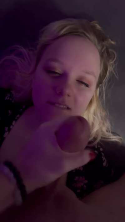 I like my men like I like my showers—hot and drenching me☔🔥🥵<wbr>💦💦😋