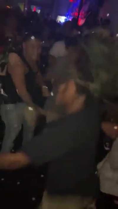 zillakami enjoying that carti 😩