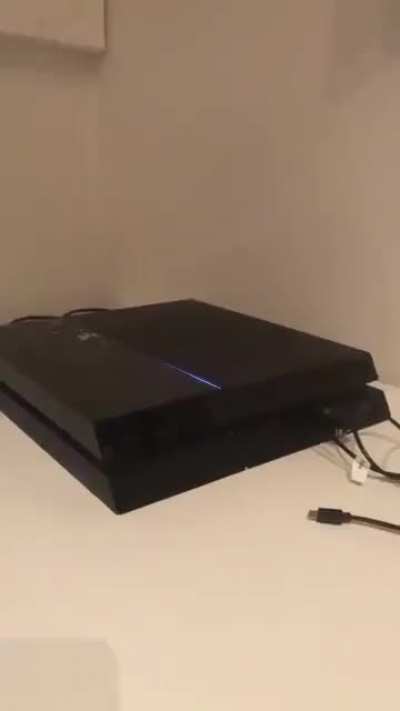 PS4 screaming