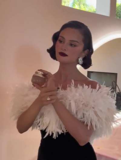 Selena all glammed up for 84th Golden Globe Awards - IG January 2026