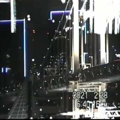 Odaiba,Tokyo. Shot on Hi-8 camera and processed with video feedback on a CRT TV. 2021 realtime Tokyo vibe with echos of the glorious 90s 😎