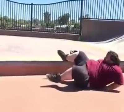 Lord of Dogtown [warning: instant noodle leg]