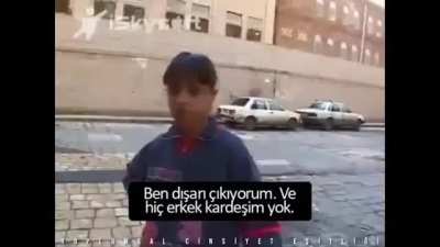 İşte gerçek islam amk adamlar tek yanlış bir şey demediler dedikleri her şeyi hadis ve ayetlerle kanıtlanabilir. Evet kadın örtünmelidir. Evet kadın yarım akıllıdır. Evet erkek kadından üstündür.