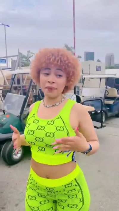 Ice Spice at Rolling Loud @IceSpice #shorts #icespice #rollingloud