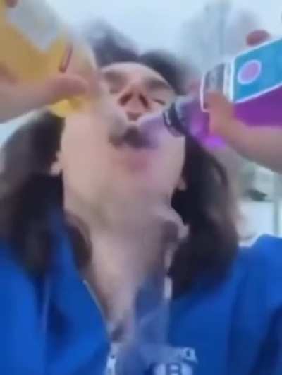 🤢🤢🤢