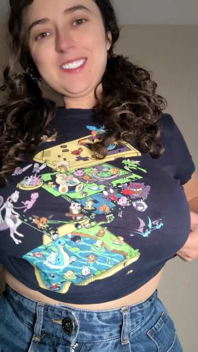 Say Hello and I'll send video of me sucking a dick via DM instantly