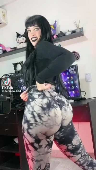 @demonmika4