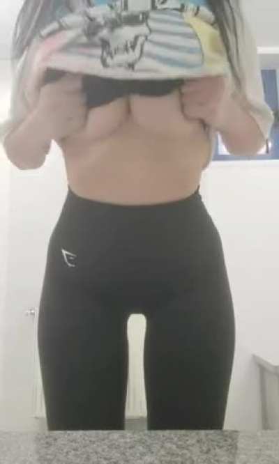 What guys at the gym usually don't see Drop