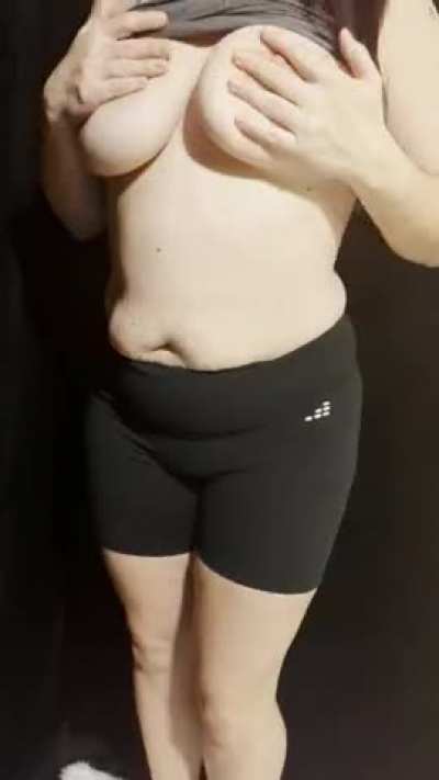 do you like chubby hotwife titties with bounce?