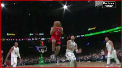 [Highlight] Scottie Barnes switches hands mid-air and finishes with his left hand.