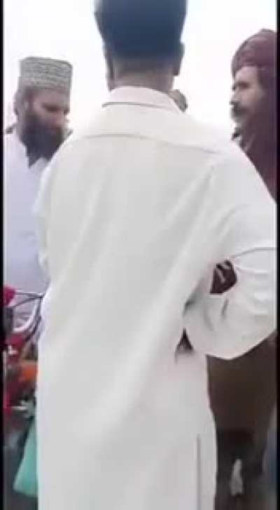 Pakistani Man Confronts Child Molestor.