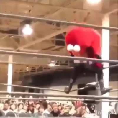 Damnnn Elmo got moves