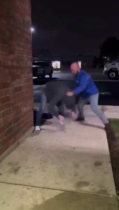Dude eliminates the guy who bullied his little bro
