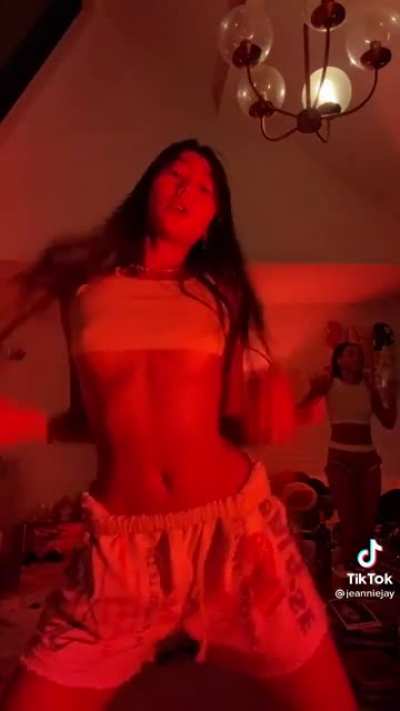 Little underboob