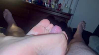 Her first footjob was so popular that i had to share her 2nd!