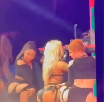 Anitta - Música: 