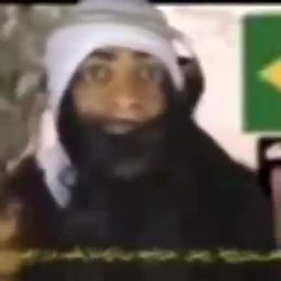 Professora de ingles: alguem poderia falar essa frase em ingles? Eu: