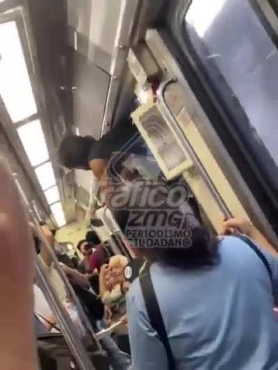 [LFO] Man Hangs Outside Train Car Window & The End Result Is Exactly What You’d Expect | Mexico