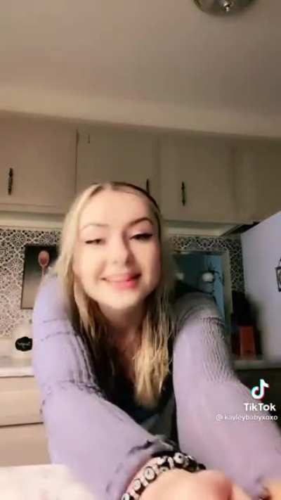 @kayl<wbr>eybab<wbr>yxoxo