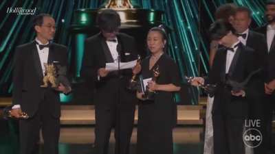 Takashi Yamazaki’s acceptance speech.😭❤️