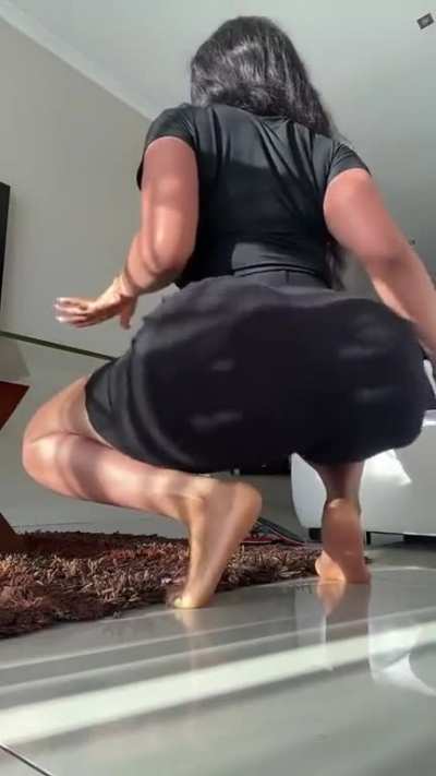 Ass got 2 brains