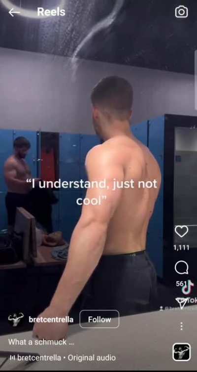 Film your progress in a different part of the gym where others aren't apart of your 
