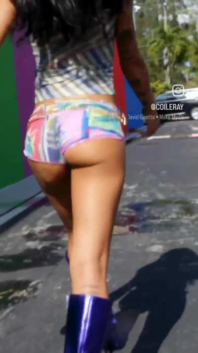 I want to explode in her