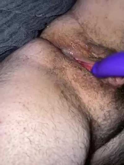 my tight hole is begging to be used