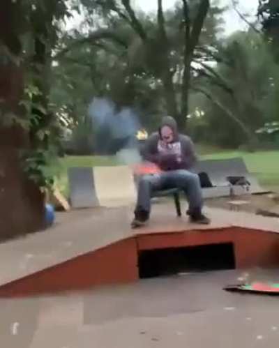 Landing a varial kickflip