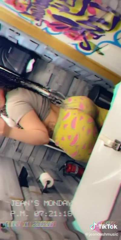 💦