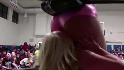 Maria manic stinkface Penelope Ford