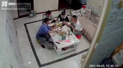 Lemme heat up the food