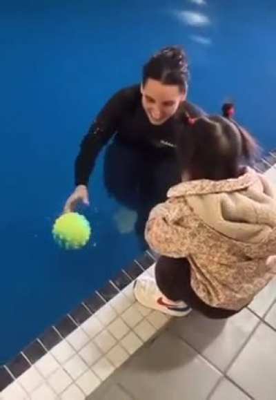 deMoNiC lAdY DrOWnS pOoR cHiLD!
