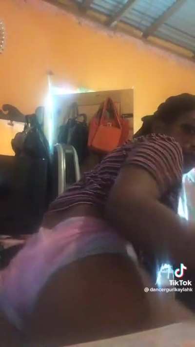 @danc<wbr>ergur<wbr>lkayl<wbr>akh