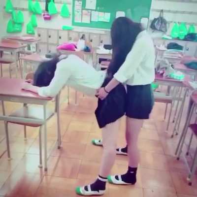 One of the sexiest, hottest, and most erotic dry humping I’ve ever seen! 😫😫😫😫😫<wbr>😫