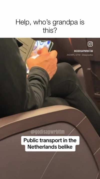 gay🇳🇱irl