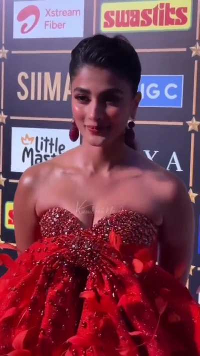 Pooja Hegde 