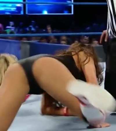 Nikki in position