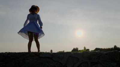 Fan Xue Hui model outdoor flashing